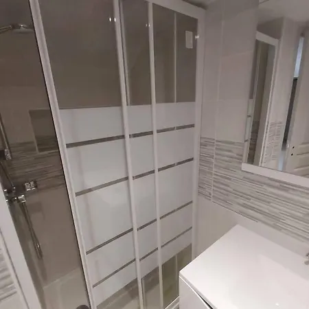 Maison Calme Et Spacieuse Bassens  Esterno foto